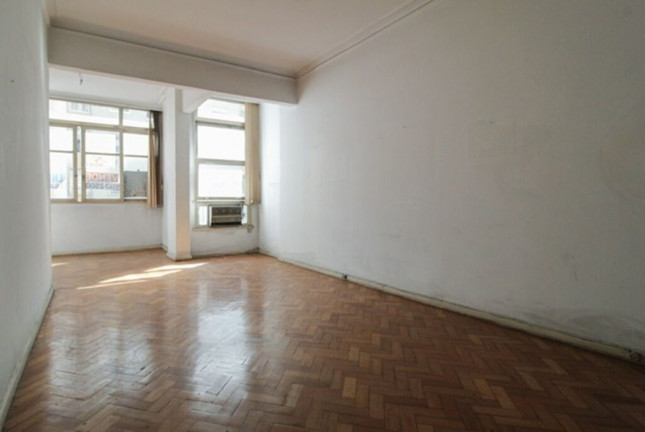 Imagem Imóvel com 2 Quartos à Venda, 105 m² em Copacabana - Rio De Janeiro Imagem Imóvel com 2 Quartos à Venda, 105 m² em Copacabana - Rio De Janeiro