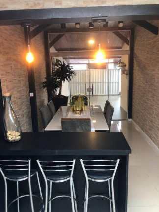 Imagem Casa com 3 Quartos à Venda, 73 m² em Espinheiros - Itajaí Imagem Casa com 3 Quartos à Venda, 73 m² em Espinheiros - Itajaí