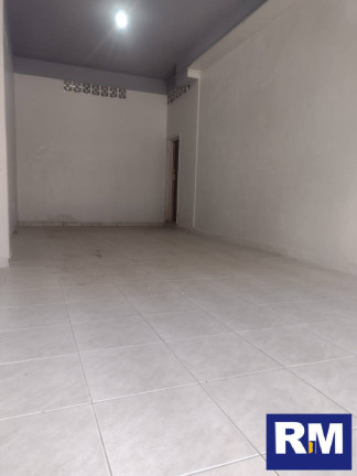 Imagem Sala Comercial para Alugar, 33 m² em Centro - Balneário Camboriú Imagem Sala Comercial para Alugar, 33 m² em Centro - Balneário Camboriú