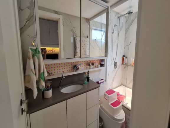 Imagem Imóvel com 2 Quartos à Venda, 85 m² em Centro - Balneário Camboriú Imagem Imóvel com 2 Quartos à Venda, 85 m² em Centro - Balneário Camboriú