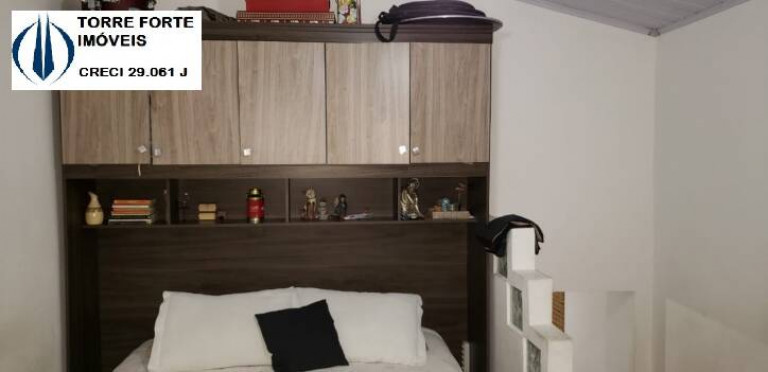 Imagem Casa com 3 Quartos à Venda, 180 m² em Jardim Vila Galvão - Guarulhos Imagem Casa com 3 Quartos à Venda, 180 m² em Jardim Vila Galvão - Guarulhos