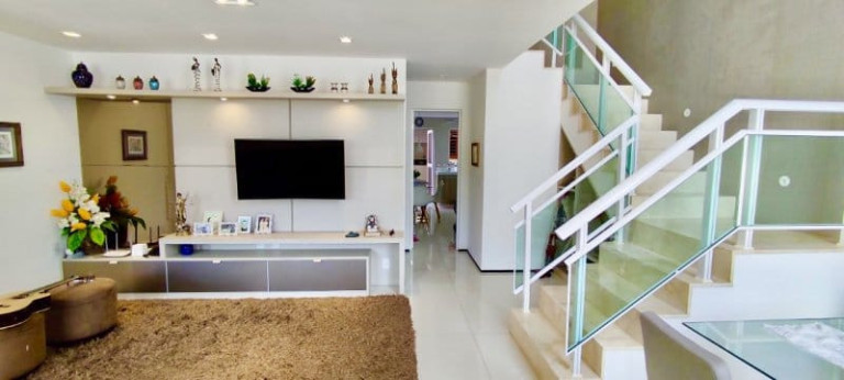 Imagem Casa de Condomínio com 4 Quartos à Venda, 180 m² em Lagoa Redonda - Fortaleza Imagem Casa de Condomínio com 4 Quartos à Venda, 180 m² em Lagoa Redonda - Fortaleza