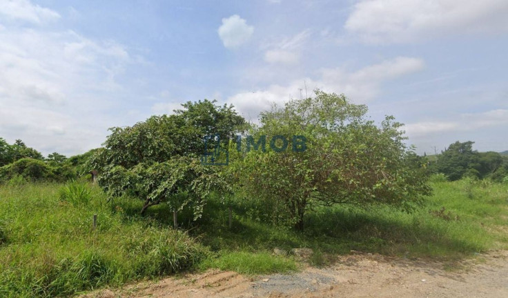 Terreno à Venda, 954 m² em Escolinha - Guaramirim