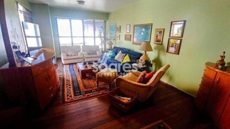 Imagem Apartamento com 4 Quartos à Venda, 236 m² em Centro - Pelotas Imagem Apartamento com 4 Quartos à Venda, 236 m² em Centro - Pelotas