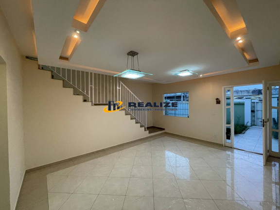 Casa com 4 Quartos à Venda, 220 m² em Jardim Das Acácias - Campos Dos Goytacazes