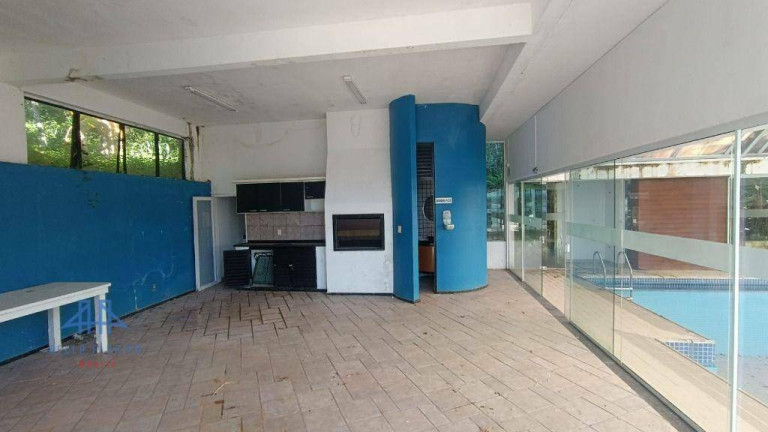 Imagem Casa com 5 Quartos à Venda, 600 m² em Itacorubi - Florianópolis Imagem Casa com 5 Quartos à Venda, 600 m² em Itacorubi - Florianópolis