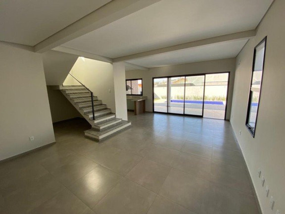 Imagem Casa com 4 Quartos à Venda, 212 m² em Caçapava