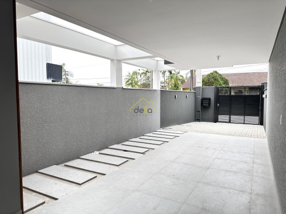 Imagem Casa com 3 Quartos à Venda, 150 m² em Bom Retiro - Joinville Imagem Casa com 3 Quartos à Venda, 150 m² em Bom Retiro - Joinville