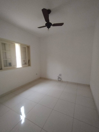 Imagem Casa com 3 Quartos à Venda, 300 m² em Jardim Dos Pássaros - Guarujá