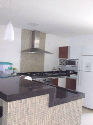 Imagem Casa com 3 Quartos à Venda, 300 m² em Centro - Pouso Alegre Imagem Casa com 3 Quartos à Venda, 300 m² em Centro - Pouso Alegre