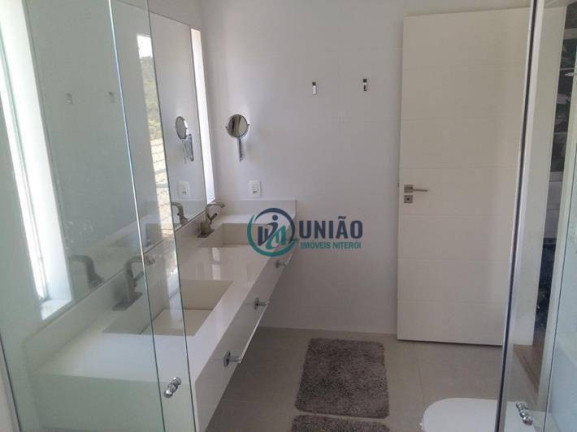 Imagem Casa com 4 Quartos à Venda, 400 m² em Pendotiba - Niterói Imagem Casa com 4 Quartos à Venda, 400 m² em Pendotiba - Niterói