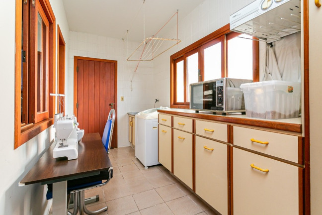 Imagem Casa com 4 Quartos à Venda, 258 m² em Itaguaçu - Florianópolis Imagem Casa com 4 Quartos à Venda, 258 m² em Itaguaçu - Florianópolis