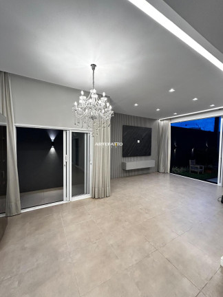 Imagem Casa com 3 Quartos à Venda, 267 m² Imagem Casa com 3 Quartos à Venda, 267 m²