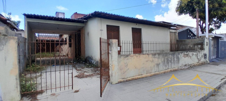 Casa com 3 Quartos à Venda, 161 m² em Candelária - Natal