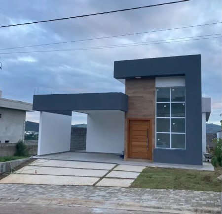 Imagem Casa de Condomínio com 3 Quartos à Venda, 130 m² em Monte Belo - Taubaté Imagem Casa de Condomínio com 3 Quartos à Venda, 130 m² em Monte Belo - Taubaté