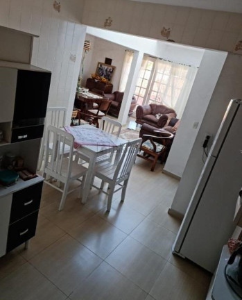 Imagem Casa com 3 Quartos à Venda, 150 m² em Nações - Balneário Camboriú Imagem Casa com 3 Quartos à Venda, 150 m² em Nações - Balneário Camboriú