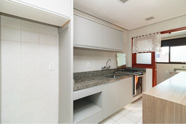 Imagem Apartamento com 2 Quartos à Venda, 62 m² em Passo Da Areia - Porto Alegre Imagem Apartamento com 2 Quartos à Venda, 62 m² em Passo Da Areia - Porto Alegre