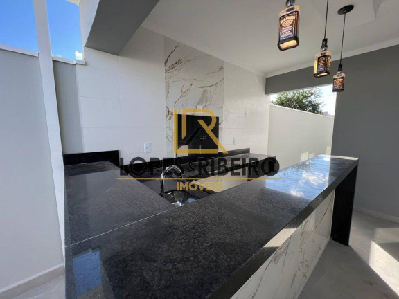 Imagem Casa com 3 Quartos à Venda, 250 m² em Jardim Ouro Verde - Botucatu Imagem Casa com 3 Quartos à Venda, 250 m² em Jardim Ouro Verde - Botucatu