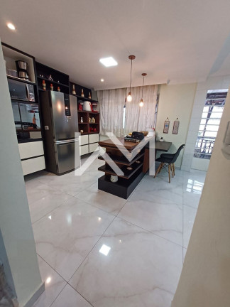 Imagem Casa com 3 Quartos à Venda, 315 m² em Vila Galvão - Guarulhos Imagem Casa com 3 Quartos à Venda, 315 m² em Vila Galvão - Guarulhos
