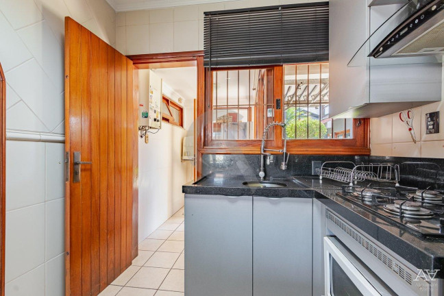 Imagem Casa com 3 Quartos à Venda, 274 m² em Igara - Canoas Imagem Casa com 3 Quartos à Venda, 274 m² em Igara - Canoas
