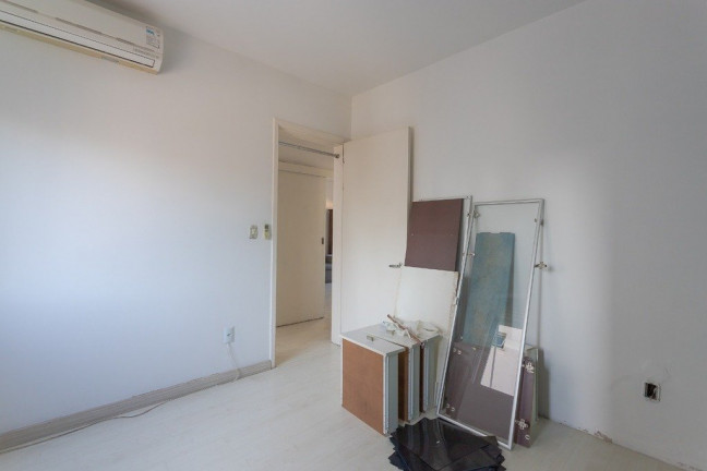 Imagem Apartamento com 2 Quartos à Venda,  em Petrópolis - Porto Alegre