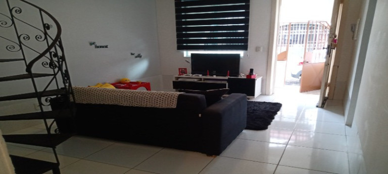 Imagem Casa com 3 Quartos à Venda, 110 m² em Méier - Rio De Janeiro Imagem Casa com 3 Quartos à Venda, 110 m² em Méier - Rio De Janeiro