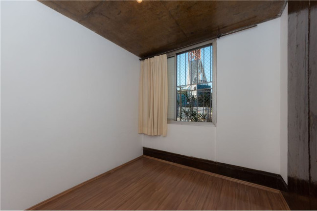 Imagem Imóvel com 3 Quartos à Venda, em Pinheiros - São Paulo Imagem Imóvel com 3 Quartos à Venda, em Pinheiros - São Paulo