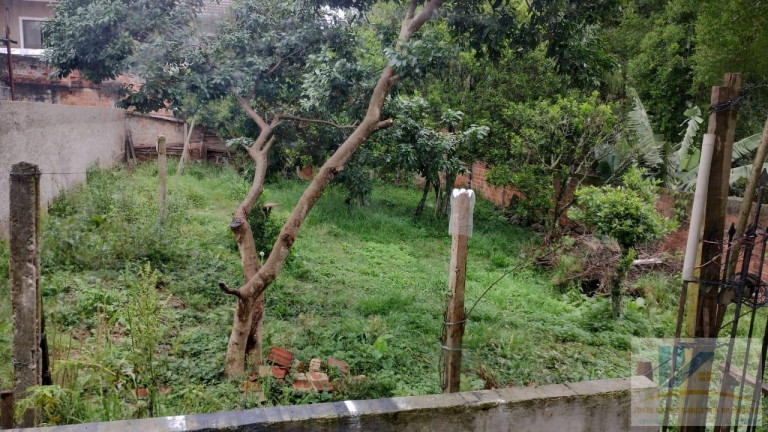 Imagem Casa com 2 Quartos à Venda, 120 m² em Xaxim - Curitiba