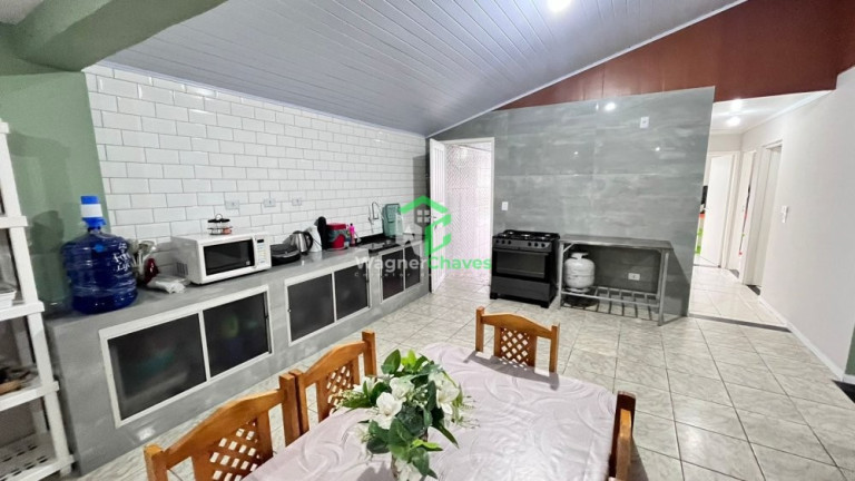 Imagem Casa com 5 Quartos para Alugar ou Temporada, 52 m² em Shangri-lá - Pontal Do Paraná Imagem Casa com 5 Quartos para Alugar ou Temporada, 52 m² em Shangri-lá - Pontal Do Paraná