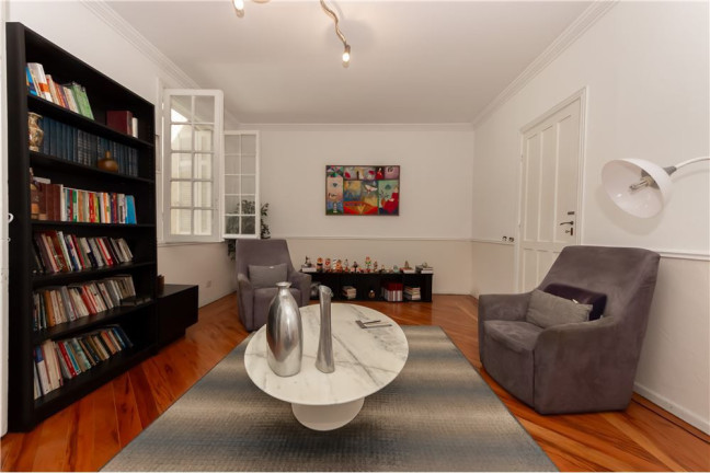 Imagem Casa com 6 Quartos à Venda, 220 m² em Jardim Paulista - São Paulo Imagem Casa com 6 Quartos à Venda, 220 m² em Jardim Paulista - São Paulo