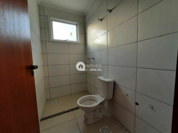Imagem Casa com 2 Quartos à Venda, 90 m² Imagem Casa com 2 Quartos à Venda, 90 m²