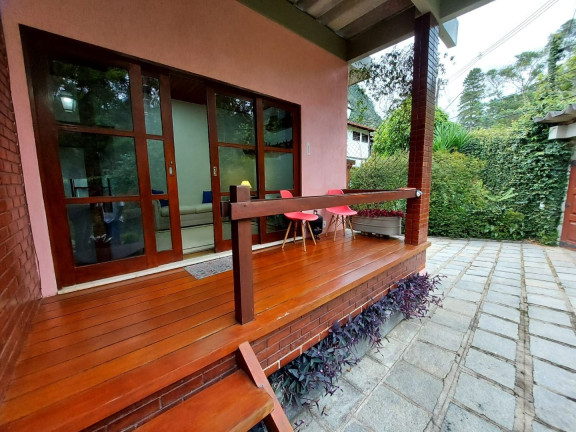 Imagem Casa com 4 Quartos à Venda, 574 m² em Granja Guarani - Teresópolis Imagem Casa com 4 Quartos à Venda, 574 m² em Granja Guarani - Teresópolis