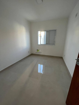 Imagem Casa com 2 Quartos à Venda, 75 m²