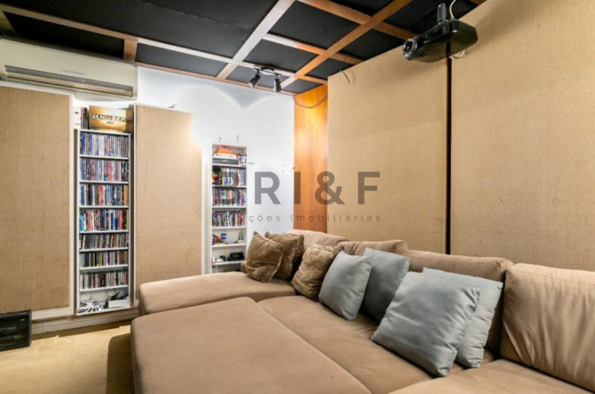 Imagem Casa com 5 Quartos à Venda, 700 m² em Brooklin - São Paulo Imagem Casa com 5 Quartos à Venda, 700 m² em Brooklin - São Paulo