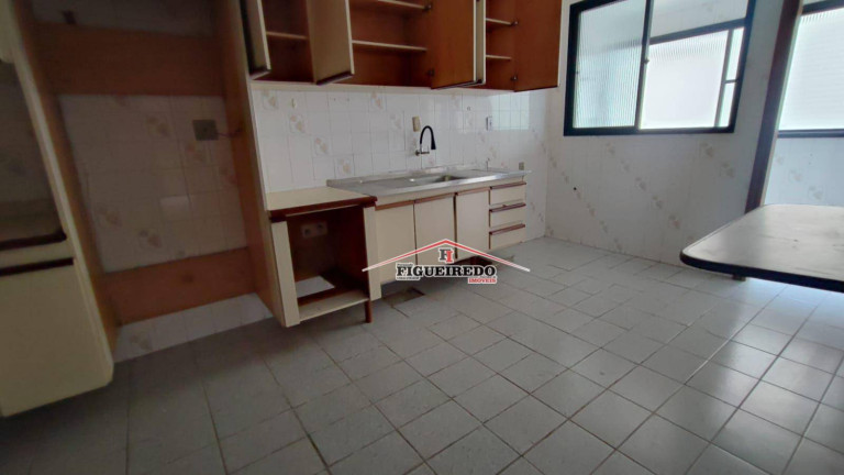 Imagem Apartamento com 2 Quartos à Venda, 132 m² em Canto Do Forte - Praia Grande Imagem Apartamento com 2 Quartos à Venda, 132 m² em Canto Do Forte - Praia Grande