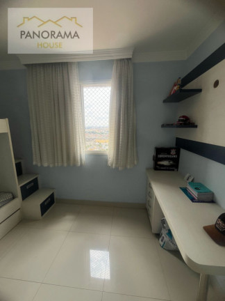 Imagem Apartamento com 3 Quartos à Venda, 63 m² em Piraporinha - Diadema