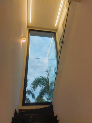 Imagem Sobrado com 4 Quartos à Venda, 304 m² em Residencial Lago Azul - Engenheiro Coelho Imagem Sobrado com 4 Quartos à Venda, 304 m² em Residencial Lago Azul - Engenheiro Coelho