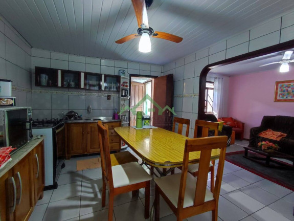 Imagem Casa com 4 Quartos à Venda, 300 m² em Centro - Balneário Barra Do Sul Imagem Casa com 4 Quartos à Venda, 300 m² em Centro - Balneário Barra Do Sul