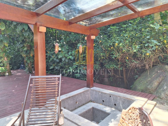 Imagem Sobrado com 10 Quartos à Venda, 5.000 m² em Ponta Da Cruz - São Sebastião