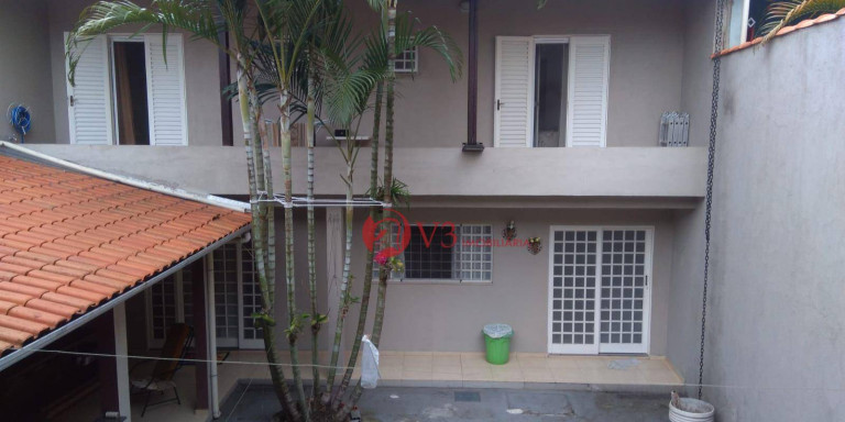 Casa com 4 Quartos à Venda, 390 m² em Cidade Líder - São Paulo