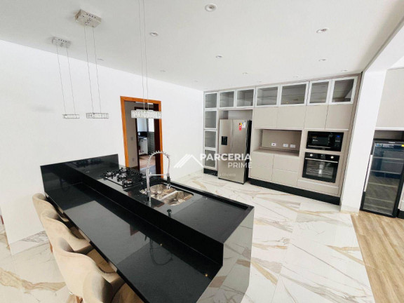 Imagem Casa com 6 Quartos à Venda, 830 m² em Riviera Módulo 17 - Bertioga Imagem Casa com 6 Quartos à Venda, 830 m² em Riviera Módulo 17 - Bertioga