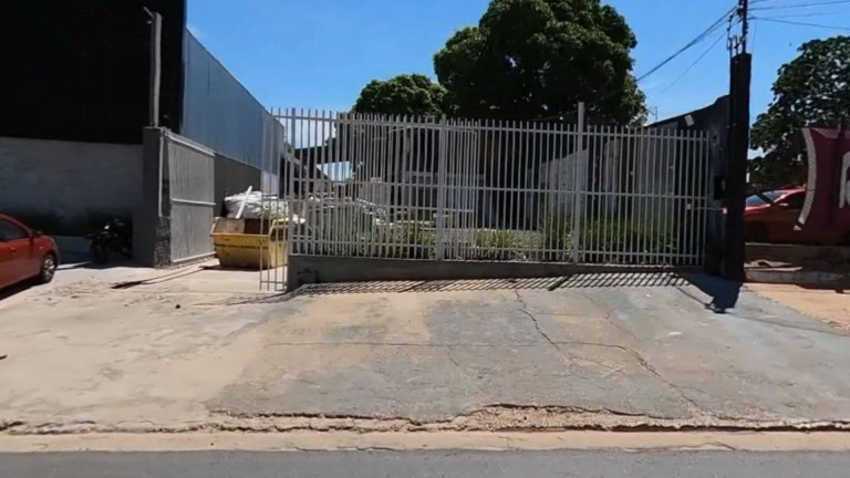 Imagem Terreno à Venda, 428 m² em Cuiabá Imagem Terreno à Venda, 428 m² em Cuiabá