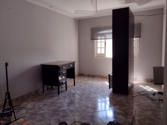 Imagem Imóvel com 3 Quartos à Venda, 190 m² em Jardim Nova Suíça - Piracicaba Imagem Imóvel com 3 Quartos à Venda, 190 m² em Jardim Nova Suíça - Piracicaba