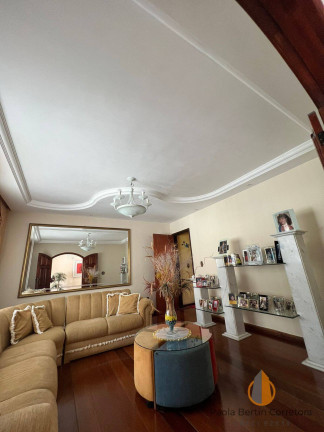 Imagem Casa com 3 Quartos à Venda, 598 m² em Centro - São Gonçalo Imagem Casa com 3 Quartos à Venda, 598 m² em Centro - São Gonçalo