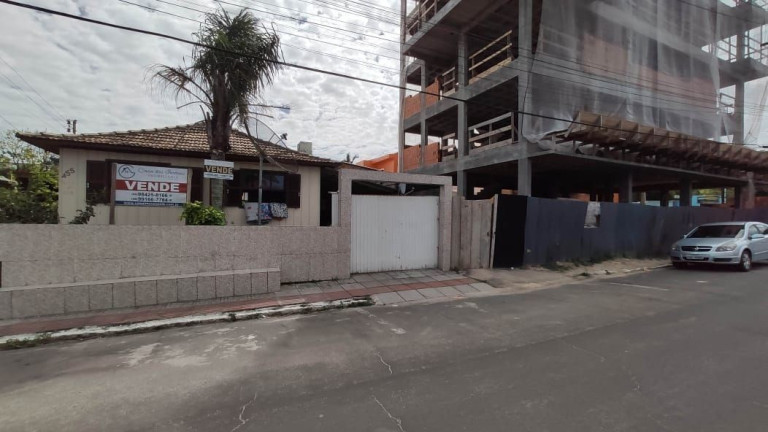 Imagem Imóvel com 1 Quarto à Venda, em Centro - Imbituba Imagem Imóvel com 1 Quarto à Venda, em Centro - Imbituba