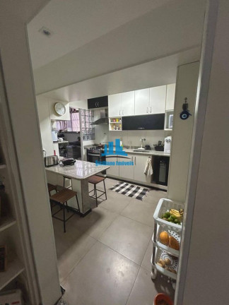 Imagem Cobertura com 3 Quartos à Venda, 250 m² em Icaraí - Niterói
