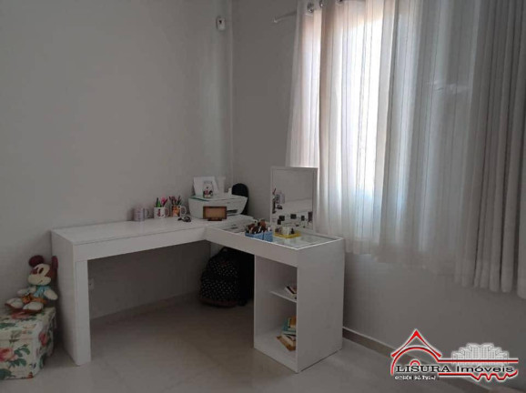 Imagem Casa com 3 Quartos à Venda, 110 m² em Centro - Jacareí Imagem Casa com 3 Quartos à Venda, 110 m² em Centro - Jacareí