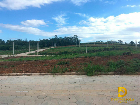 Terreno à Venda, 360 m² em São Defende - Criciúma