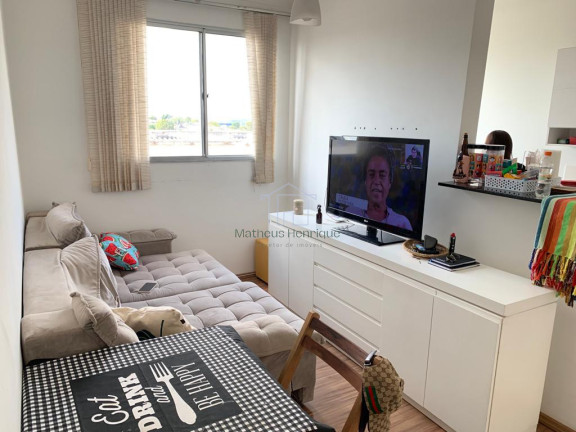 Apartamento com 2 Quartos à Venda,  em Recanto Quarto Centenário - Jundiaí