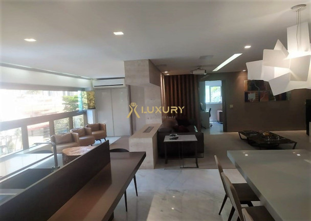 Imagem Imóvel com 4 Quartos à Venda, 286 m² em Lourdes - Belo Horizonte Imagem Imóvel com 4 Quartos à Venda, 286 m² em Lourdes - Belo Horizonte